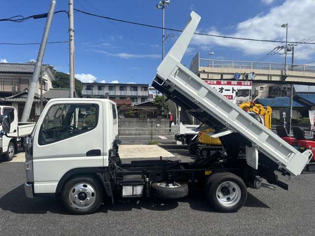 Mitsubishi Fuso Canter 11