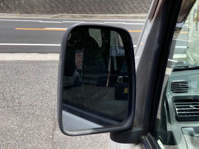 Daihatsu Hijet Cargo 9