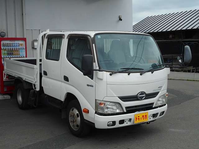 Hino Dutro 4