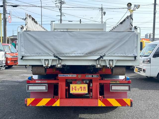 Mitsubishi Fuso Canter 5