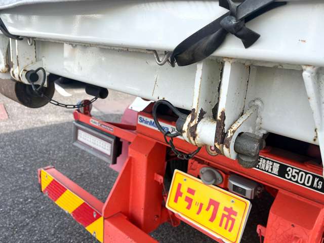 Mitsubishi Fuso Canter 10