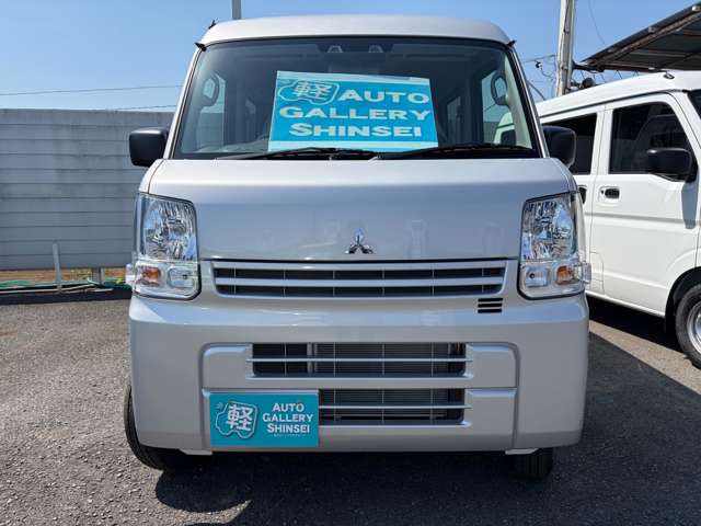 Mitsubishi Minicab Van 8