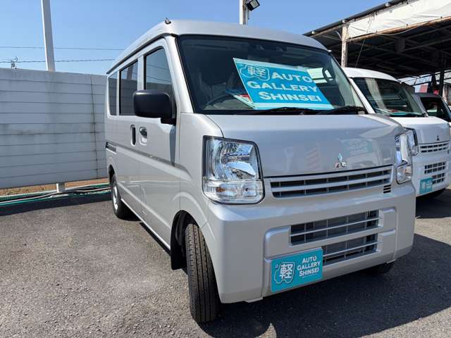 Mitsubishi Minicab Van 9