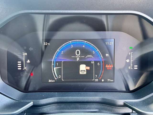 Toyota Land Cruiser FJ 11