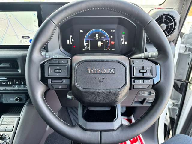 Toyota Land Cruiser FJ 10