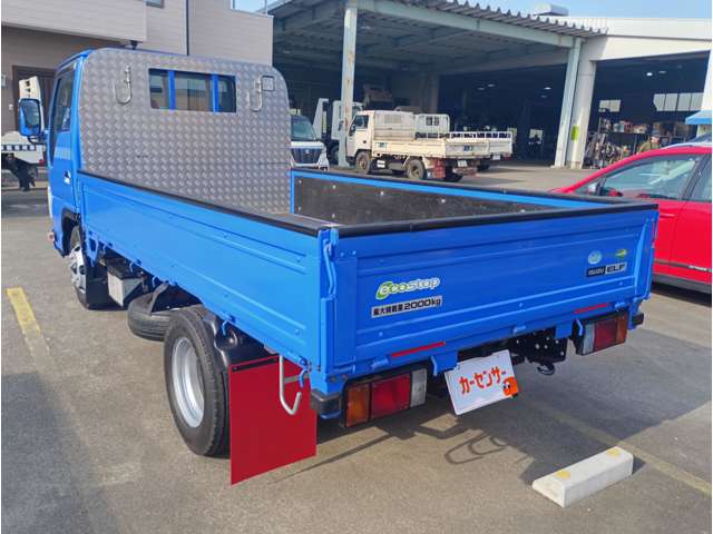 Isuzu Elf 10