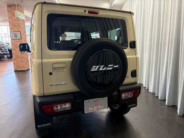 Suzuki Jimny 12