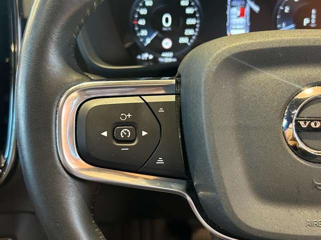 Volvo XC40 11