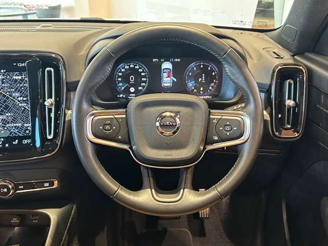 Volvo XC40 9