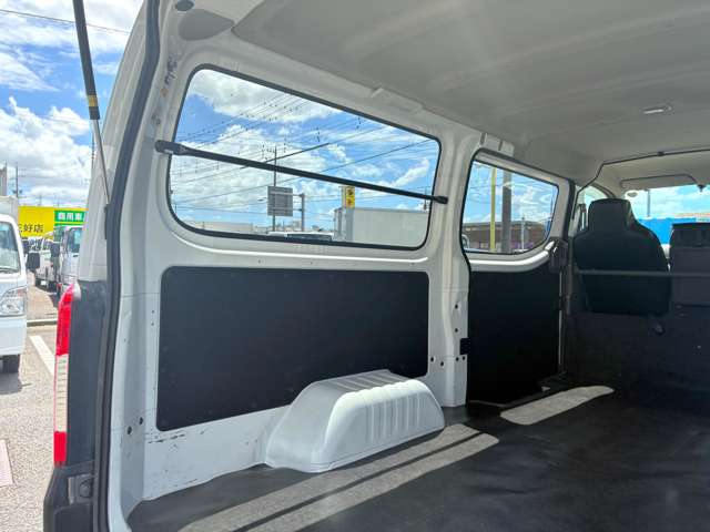 Isuzu Como 12