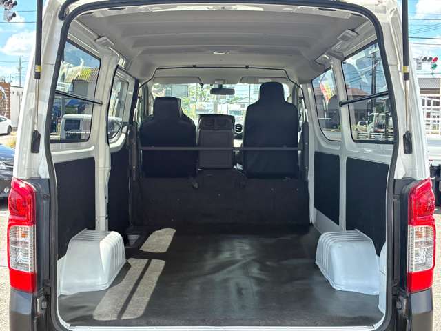 Isuzu Como 9