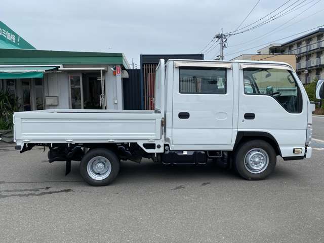 Isuzu Elf 4