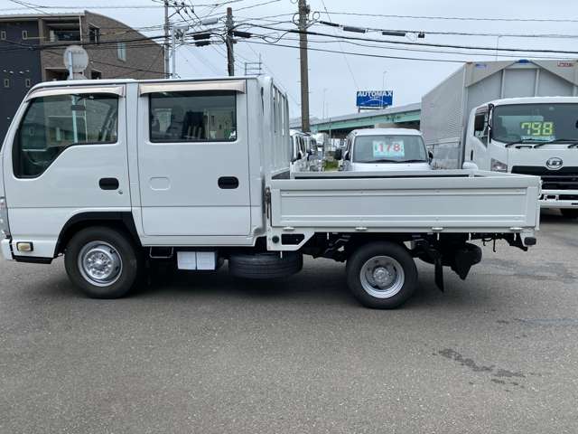 Isuzu Elf 7