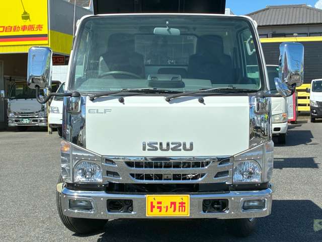 Isuzu Elf 2