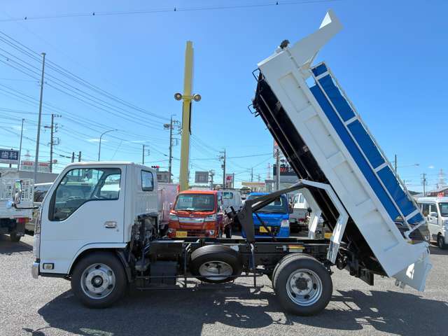 Isuzu Elf 9