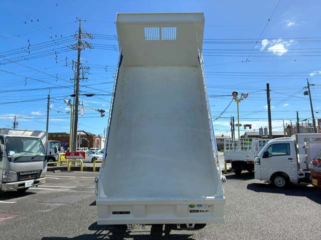 Isuzu Elf 10