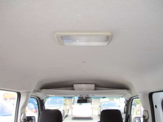 Daihatsu Atrai 11