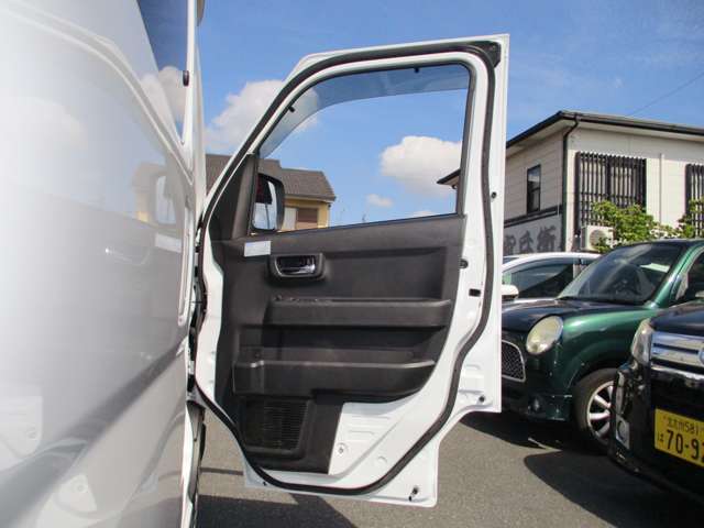 Daihatsu Atrai 12