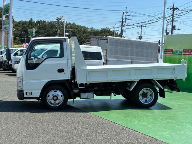 Isuzu Elf 3