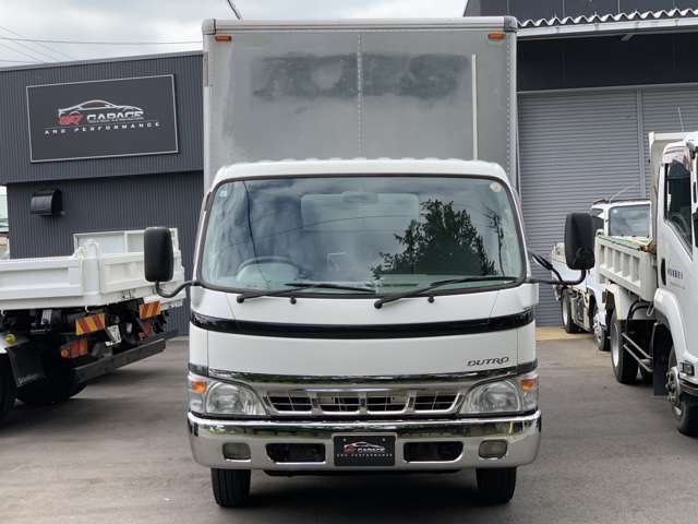 Hino Dutro 3