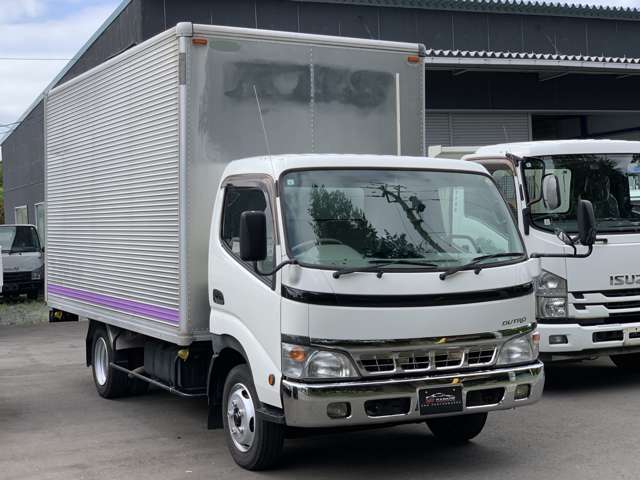 Hino Dutro 4