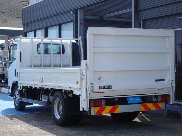 Isuzu Elf 9