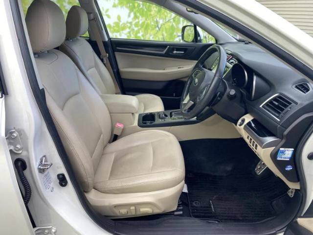 Subaru Legacy Outback 2