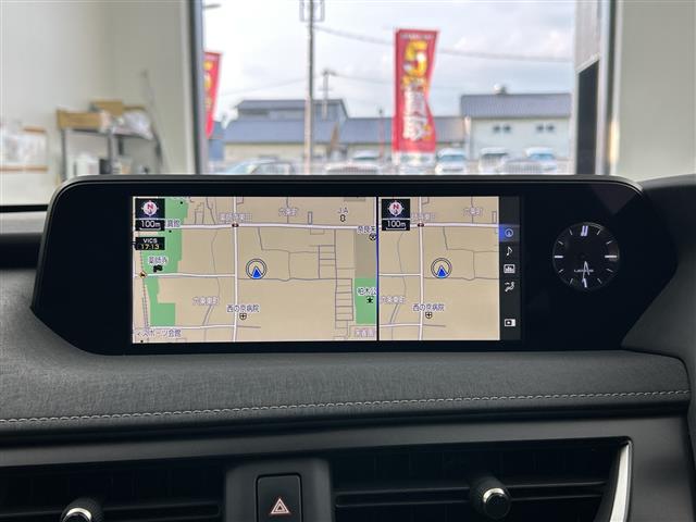 Lexus UX 4