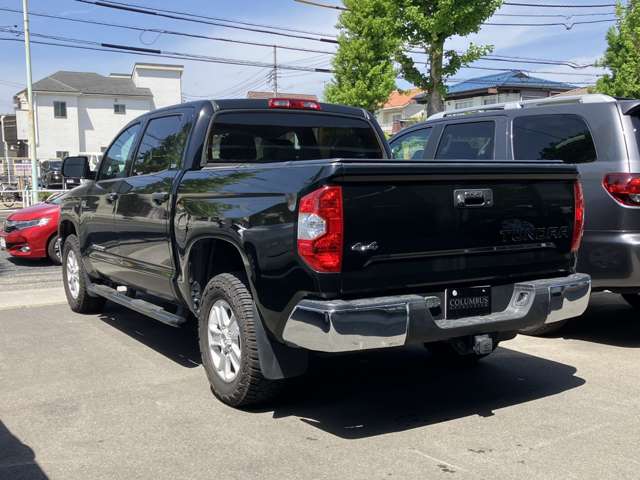 Toyota Tundra 4
