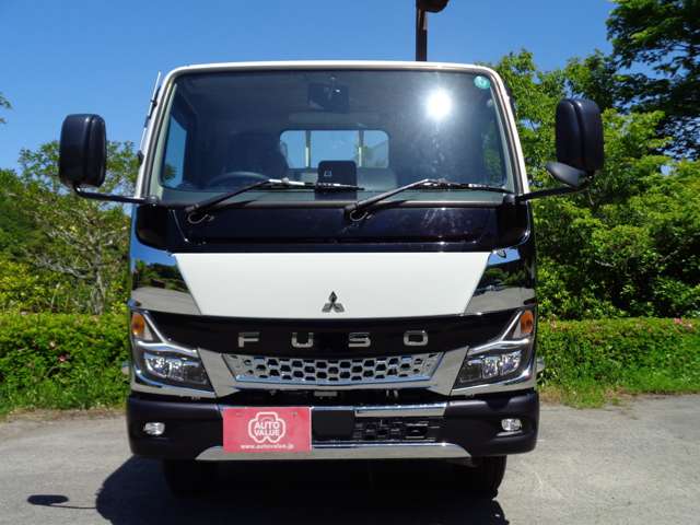 Mitsubishi Fuso Canter 2
