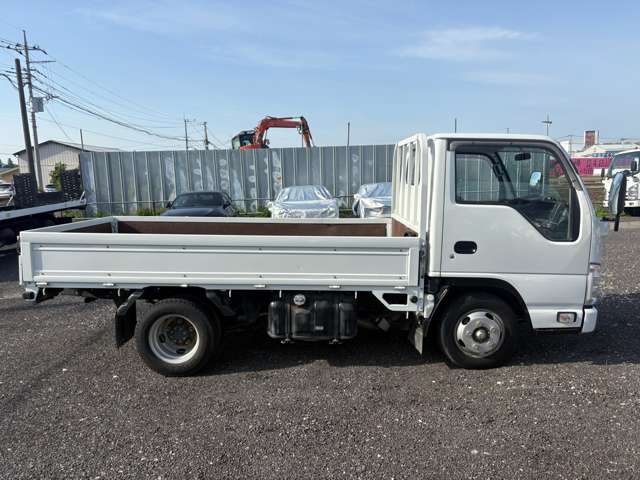 Isuzu Elf 11