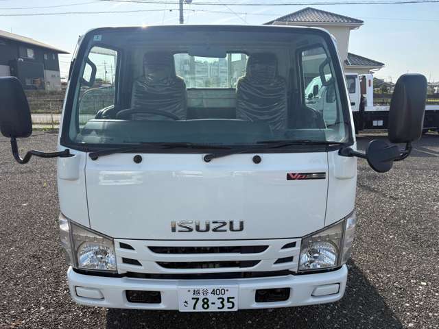 Isuzu Elf 4