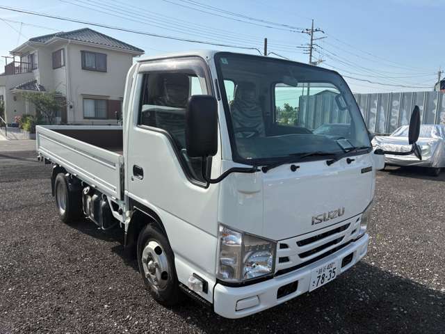 Isuzu Elf 8
