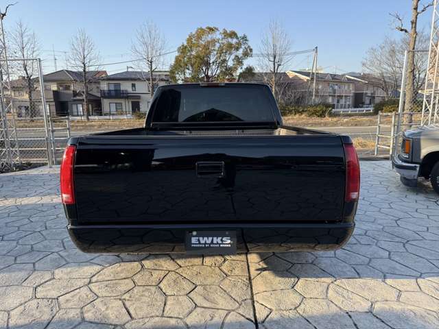 Chevrolet C1500 4