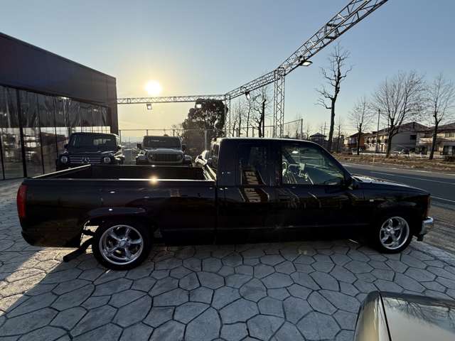 Chevrolet C1500 6