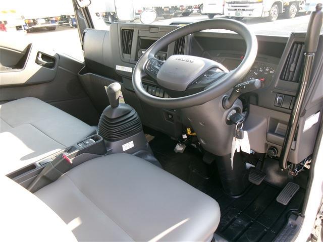 Isuzu Elf 5
