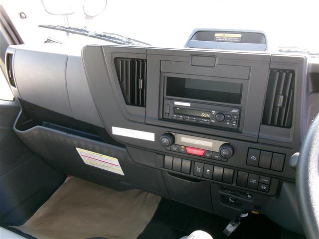 Isuzu Elf 9