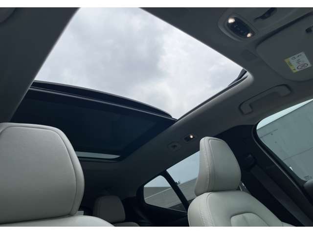 Volvo XC40 3