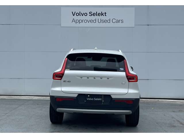 Volvo XC40 8