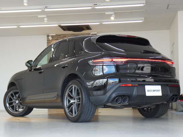 Porsche Macan 2