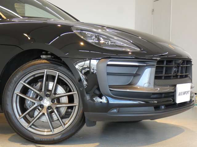 Porsche Macan 5