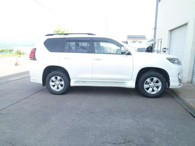 Toyota Land Cruiser Prado 5