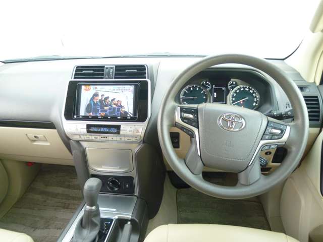 Toyota Land Cruiser Prado 6