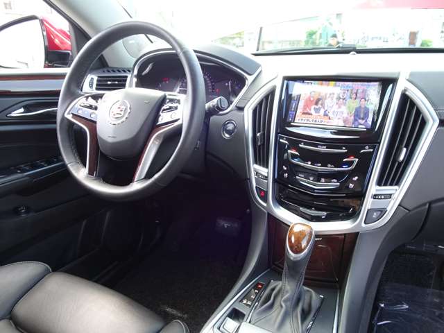 Cadillac SRXCrossover 12