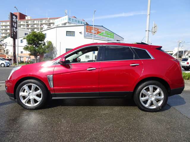 Cadillac SRXCrossover 3