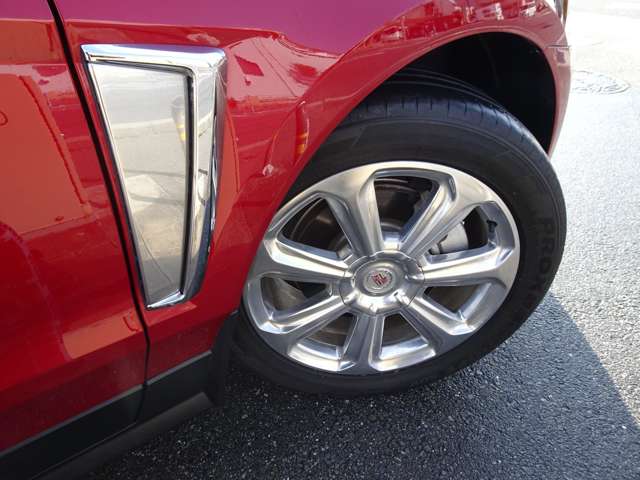 Cadillac SRXCrossover 5