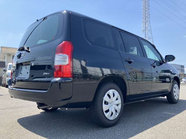 Toyota Probox Van 11
