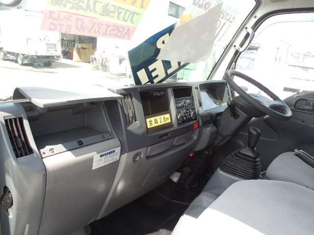 Isuzu Elf 8