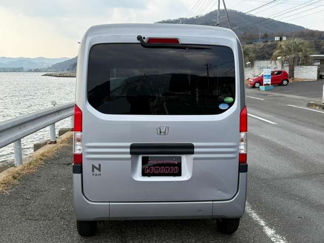 Honda N-VAN 10
