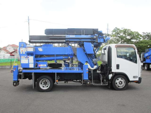 Isuzu Elf 5